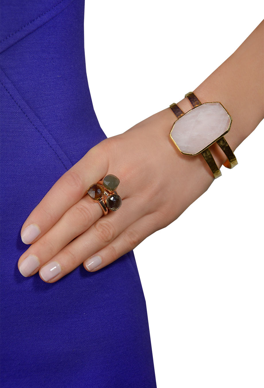 Ring mit Schmuckstein bronze